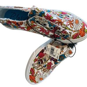 Blowfish Malibu Women's, Play Sneaker GET Happy Print, Size 8.